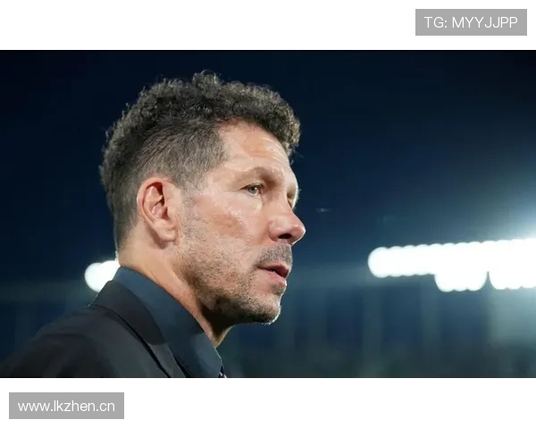 阿尔瓦雷斯与迪巴拉:技术型前锋的进攻效率及战术角色对比分析 阿尔瓦雷斯与迪巴拉:技术型前锋的进攻效率及战术角色对比分析