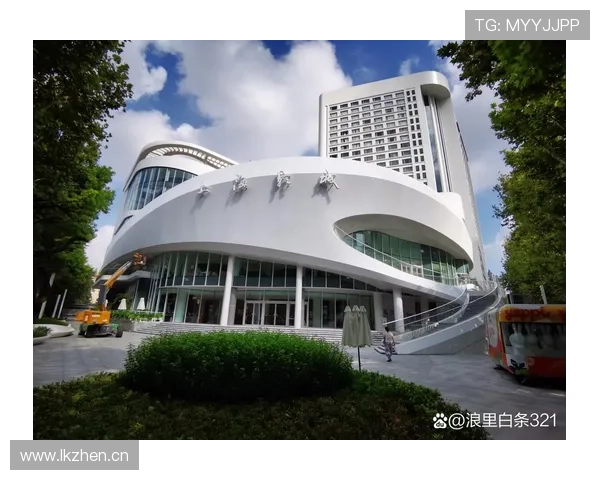 宁泽涛退役后住上海老洋房，泳裤广告费够买一层楼？