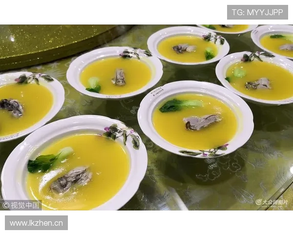 汪顺刚晒的生活照，一顿豪宅大餐吃得比我月薪还多？